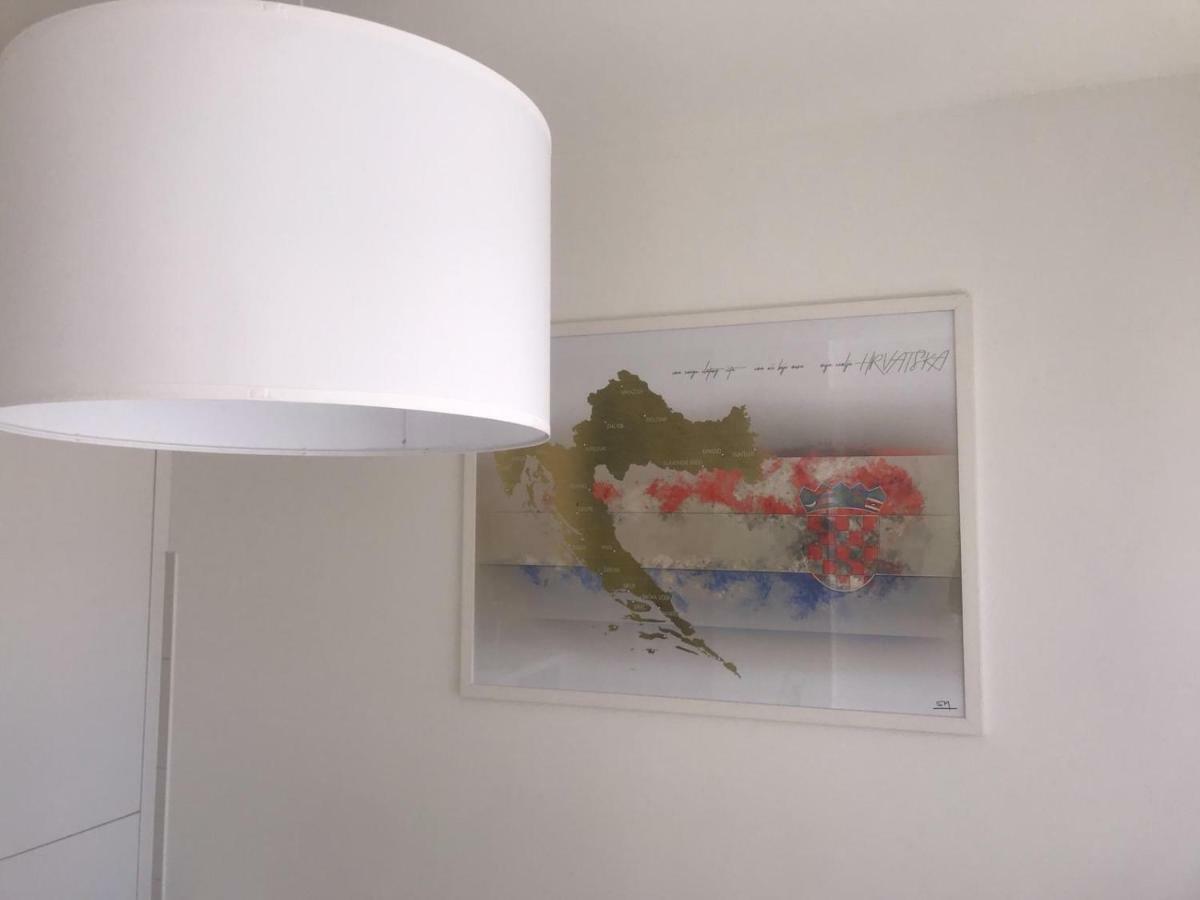 Sima Appartement Baška Voda Buitenkant foto