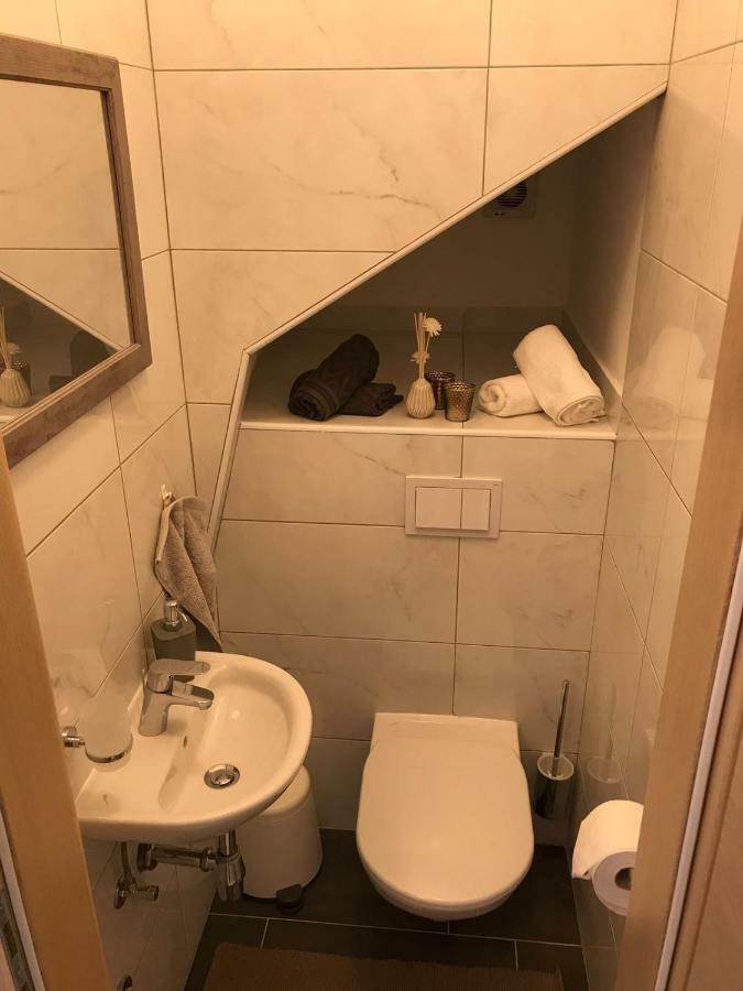 Sima Appartement Baška Voda Buitenkant foto