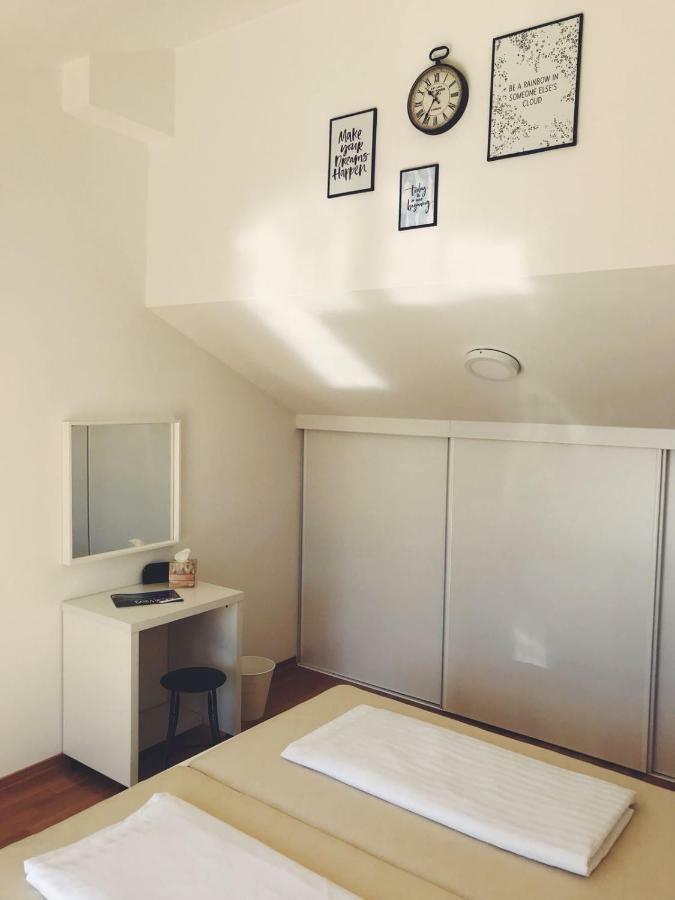 Sima Appartement Baška Voda Buitenkant foto
